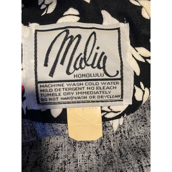 Vintage 1970’s Malia Honolulu Hawaiian Maxi Dress Black Pink & White Flowers - Picture 3 of 3